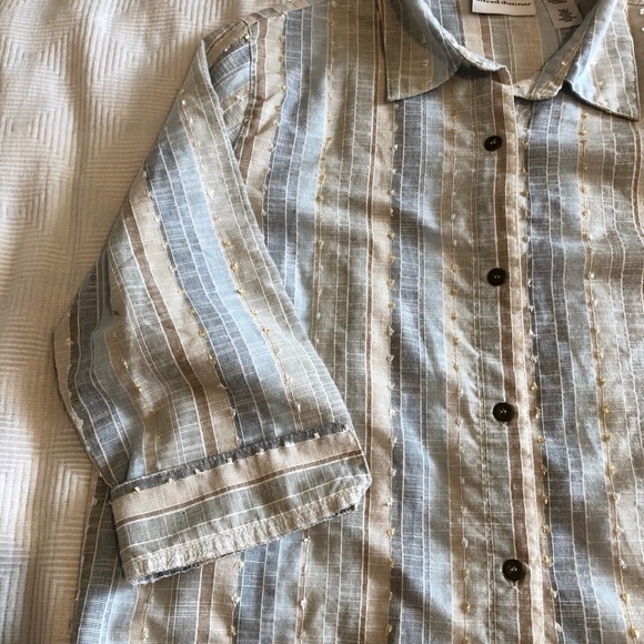 Alfred Dunner Botton Up Casual Textured Top - Picture 5 of 6